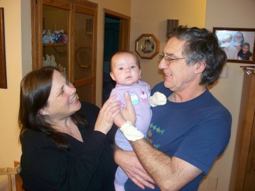 Helena with Nanna and Grandpa 