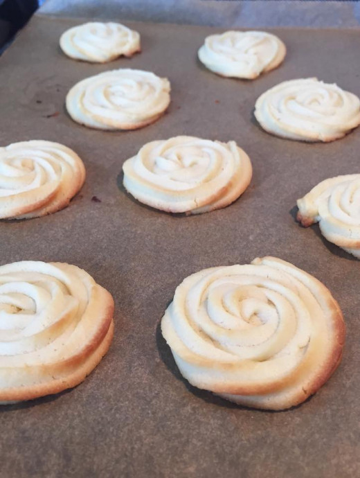 Homemade Kjeldsens Danish Butter Cookies (Vaniljekranse ...