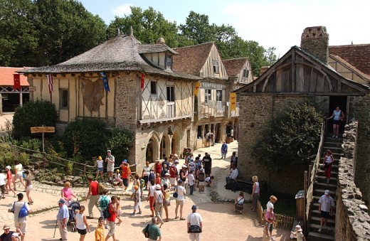 Puy du Fou: Medieval village