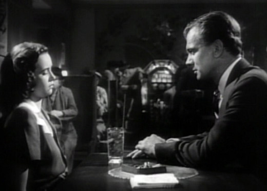 Teresa Wright and Joseph Cotten in Shadow of a Doubt