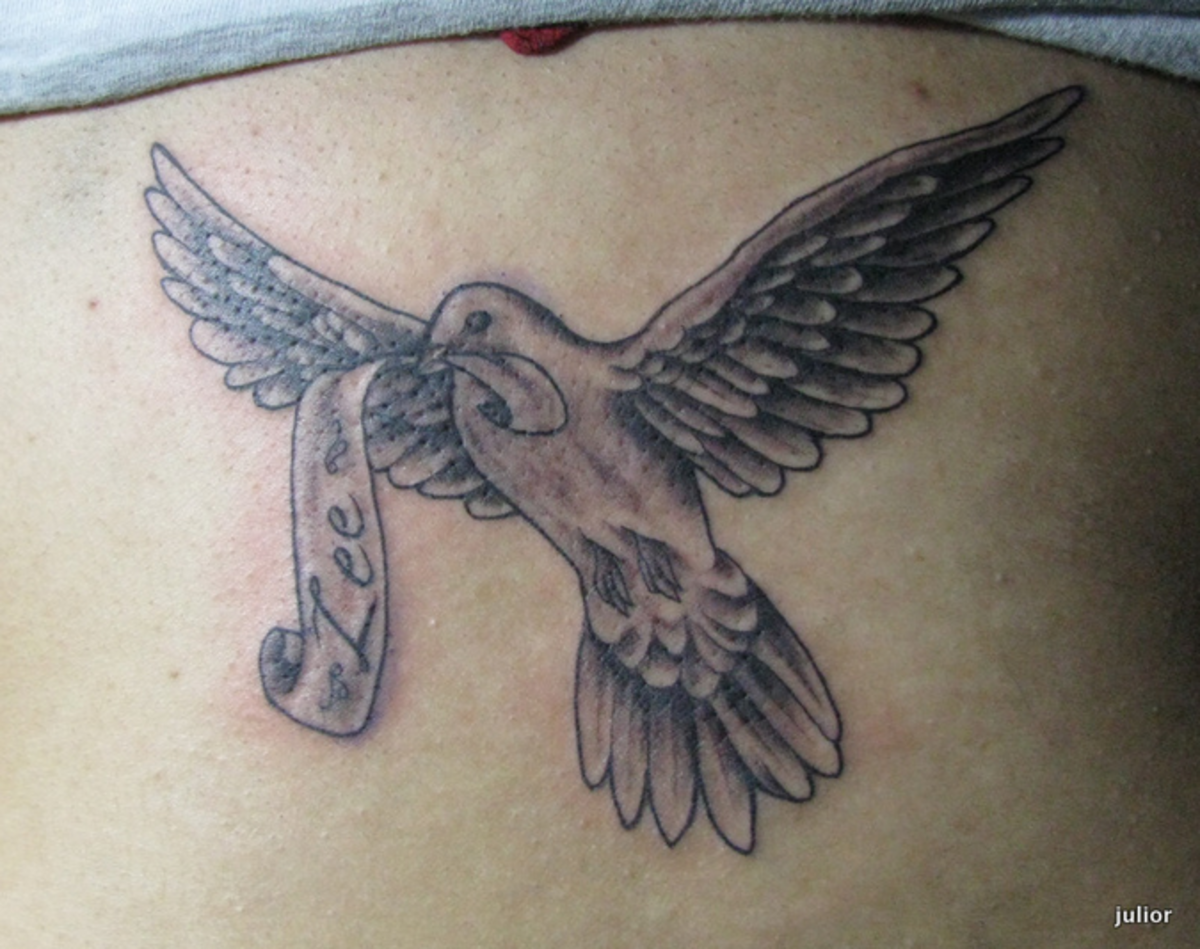 Dove Tattoos: Designs, Ideas, Meanings, and Pictures | TatRing