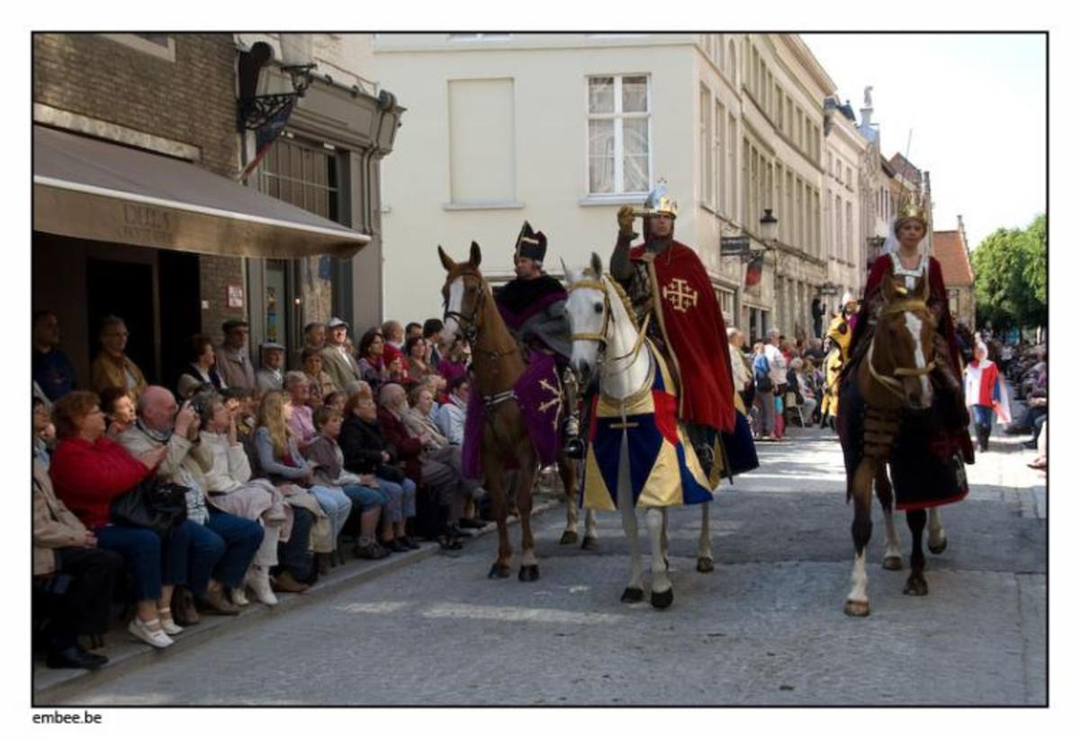 The Count of Flanders, Thierry of Alsace, and his wife Sybilla of Anjou, in the Procession of the Holy Blood, 2009