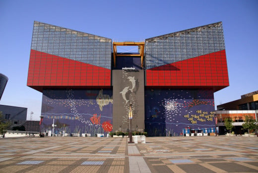 Osaka Aquarium, Kaiyukan (Ring of Fire Aquarium) in Osaka, Osaka Prefecture, Japan