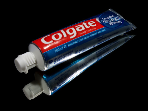Whitening toothpaste is often the most effective type of toothpaste for removing crayon from walls.