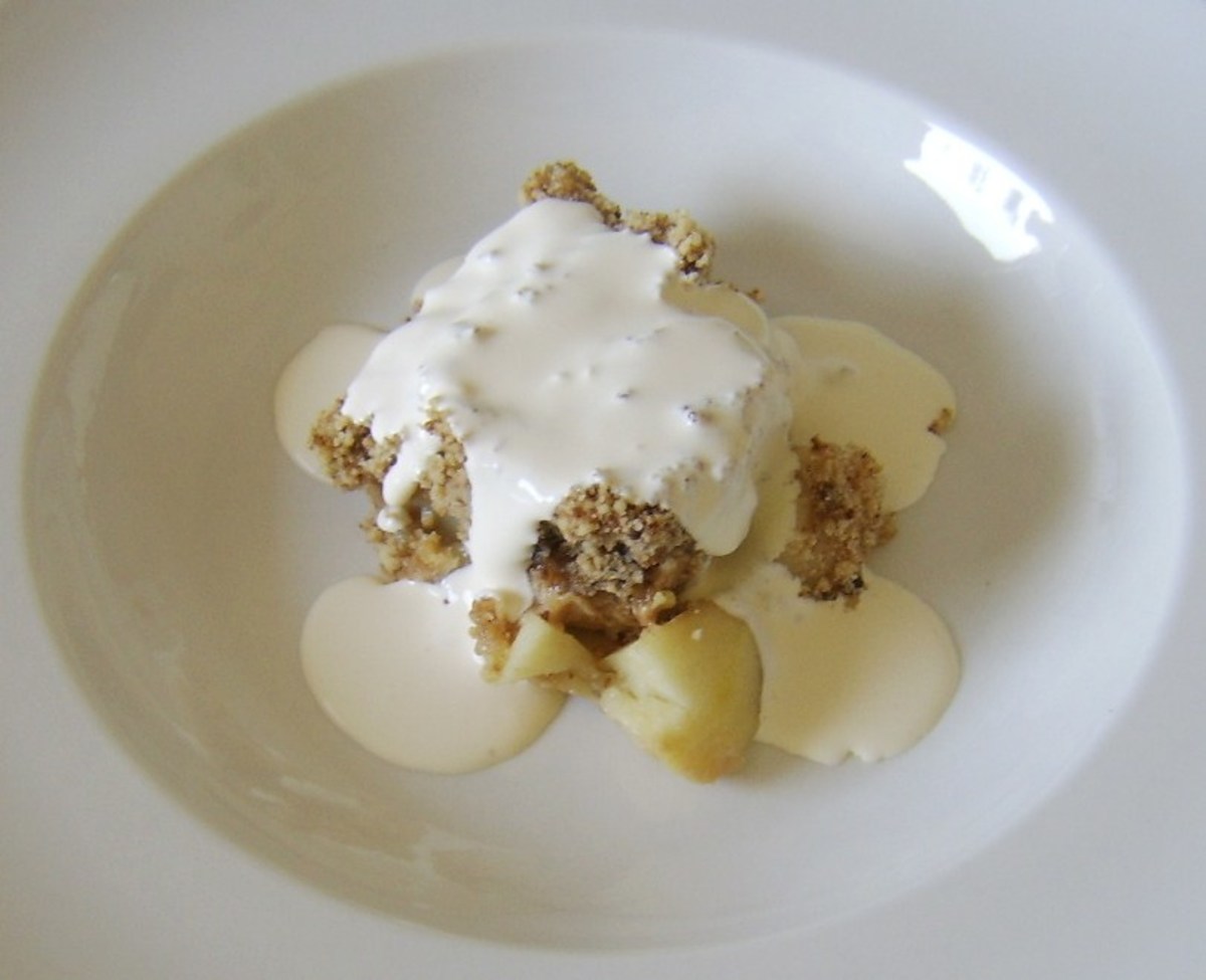 Cold crumble served with pouring cream