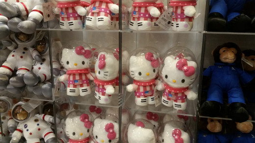 Even Hello Kitty likes to be an astronaut sometimes SS! 