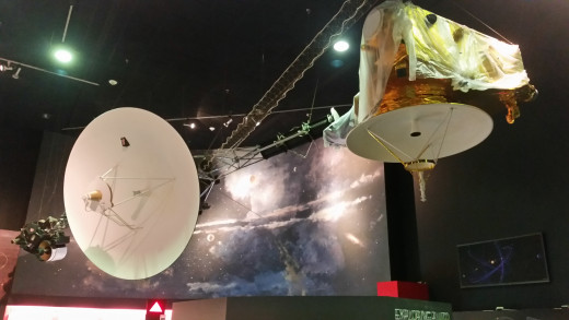 This model is of a satellite that the United States sent wayyyyyyyy out into space to check out Pluto and to take some pictures! It will take a long time to get there! 