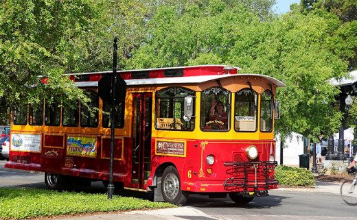 The Jolley Trolley, Dunedin, Florida.