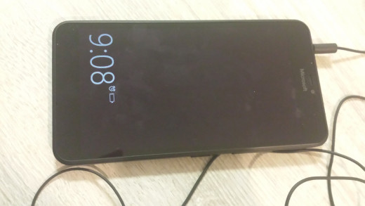 Glance Screen on Lumia 640 XL