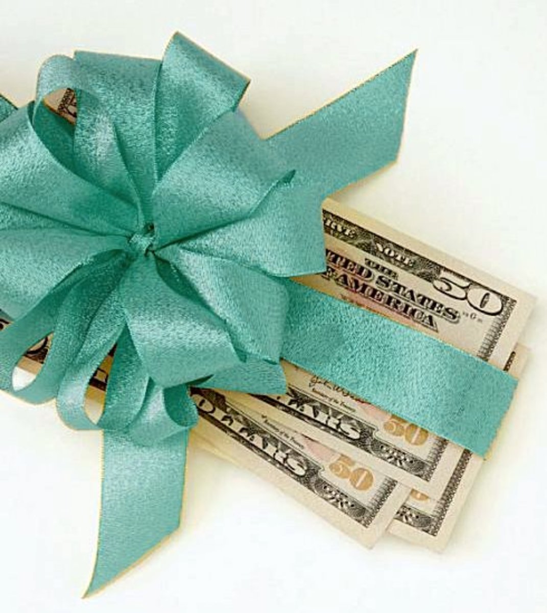 Money as a Gift: Appropriate Amounts for Birthdays | HubPages