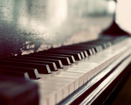 Old piano