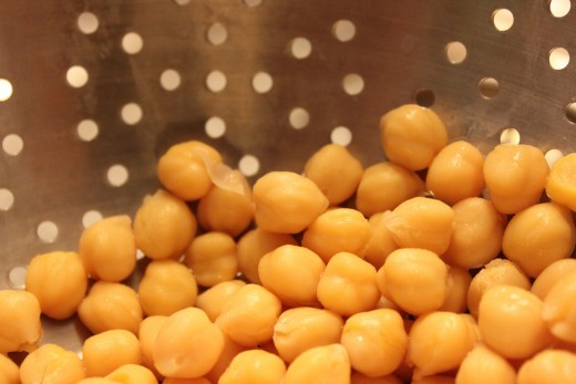 Chickpeas are the primary ingredient in hummus -- and in hummus chips.
