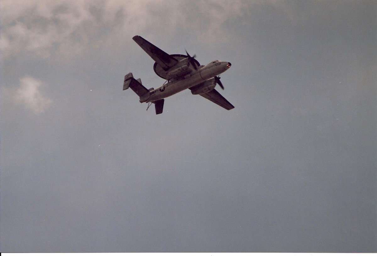 An E-2C Hawkeye over the Washington Mall during the Desert Storm Victory Parade, June 1991.