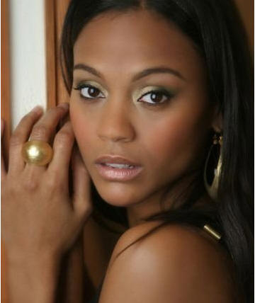 Zoe Saldana plays Uhuru