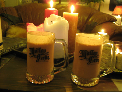 Bits of leftovers too small to eat? Try a smoothie!