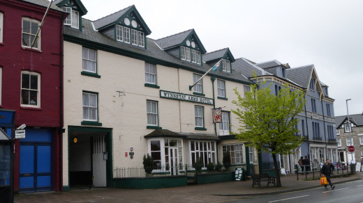 Wynnstay Arms Hotel Machynlleth Powys Wales | HubPages