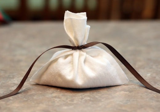 46 Ideas for Homemade Sachet Bags and Scented Fillings | FeltMagnet