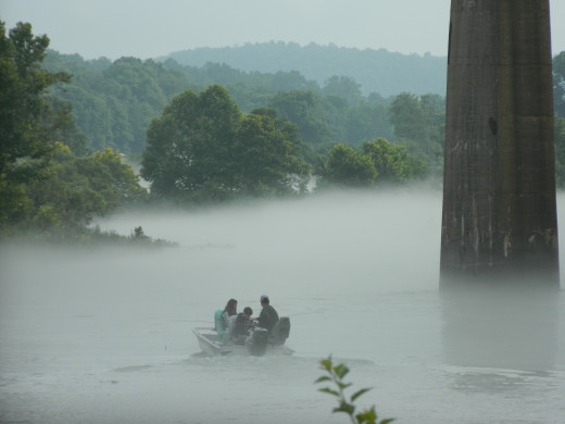 Early morning fog at Cotter on the White River