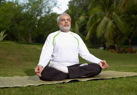 Modi Doing Yoga Asana