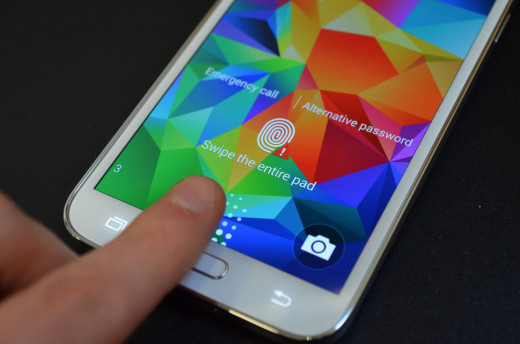 Samsung Galaxy S5 Smart Phone