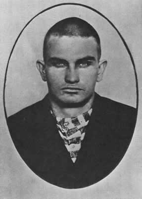Harry Tracy, the last known man who was gunned-down by outlaws.