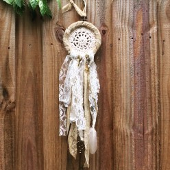 How to Make a Hippie Bohemian Dreamcatcher With Secondhand Supplies