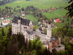  Castle built for the fairy-tale king in the 19th century.