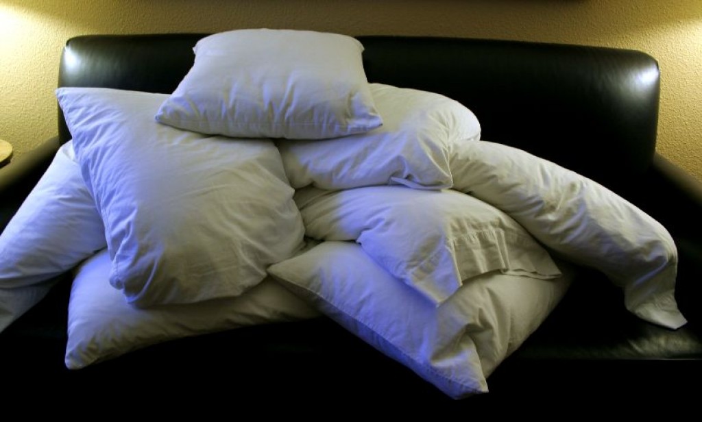 Best Pillow for Combination Sleepers Types of Pillow HubPages