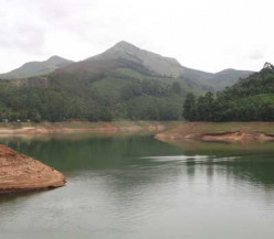 Why Munnar is Considered as an All Season Travel Destination in Kerala