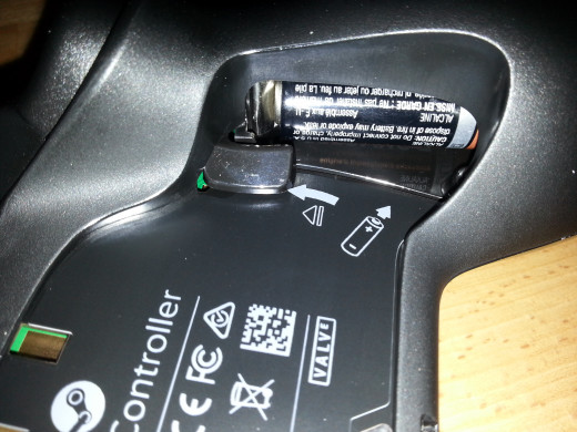 Steam Controller Battery placement is awful