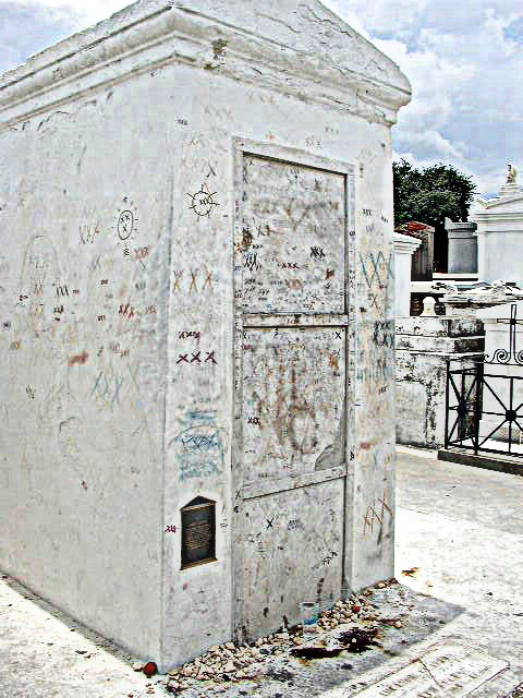 Marie LaVeau's tomb