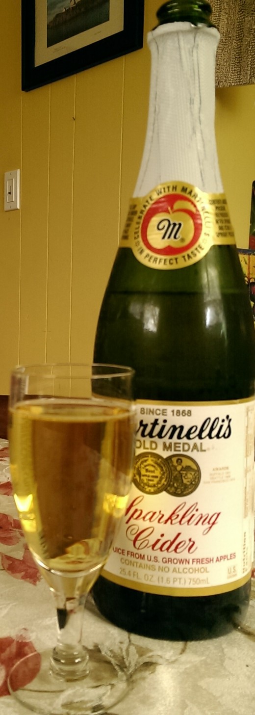 Martinelli's Gold Medal Sparkling Cider -25.4 Fl Oz Glass Bottles : Target