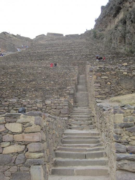 The first steps to the Sun Temple