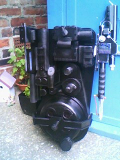 checking the gun mount 
