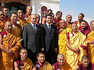 Putin with Buddhists