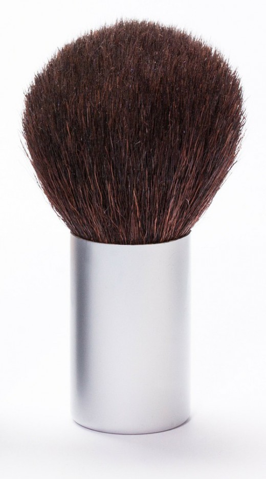 Oval face: simply sweep over your cheeks with a large powder brush.