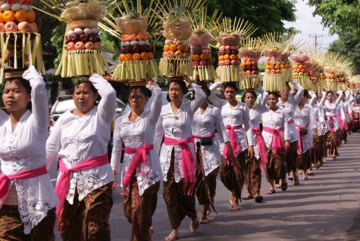 Odalan procession in Bali