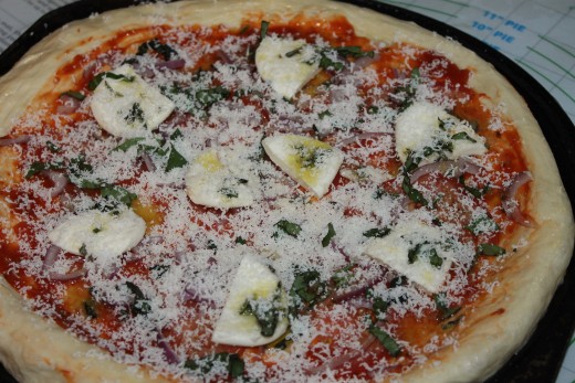 Pizza Margherita oven-ready!