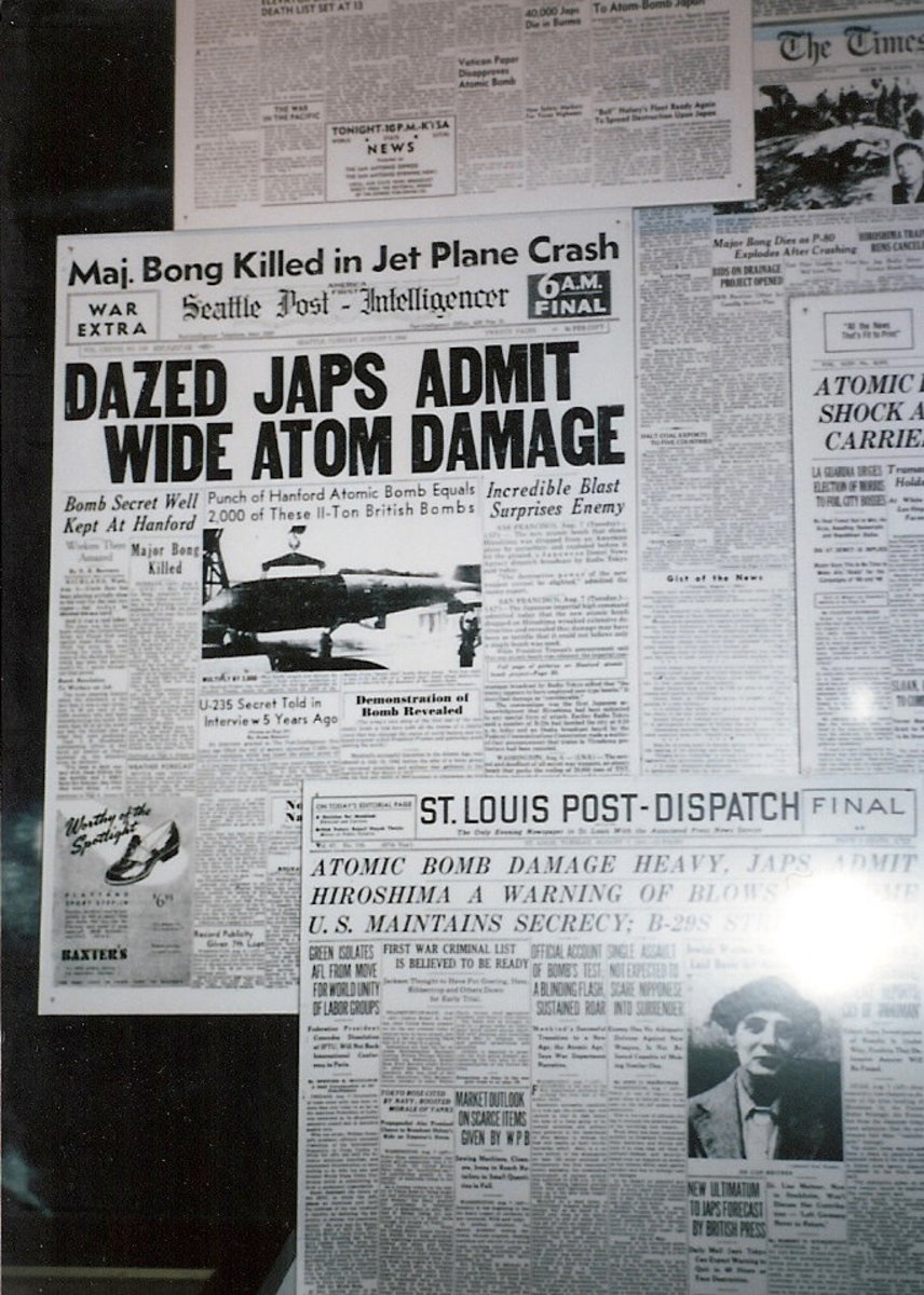 Newspaper articles about the Hiroshima bombing at the National Air & Space Museum 1995.