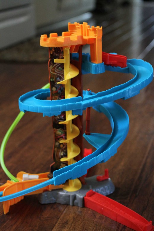 Fisher-Price Thomas and Friends Minis Twist-N-Turn Stunt Set