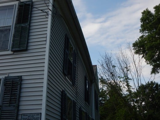 From outside, it's hard to see the bow in the wall unless you see it at just the right angle. From outside, it's hard to see the bow in the wall unless you see it at just the right angle.