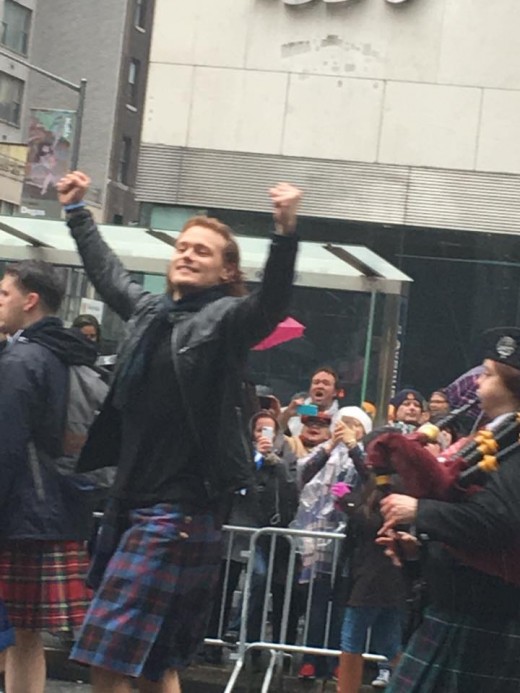Sam Heughan right in front of me at the parade
