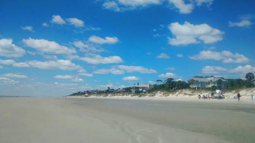 6 Hilton Head Travel Tips Promise A Better Vacation Wanderwisdom Hilton Head Has 14 Miles Of Gray Sand Beaches Scott Bateman