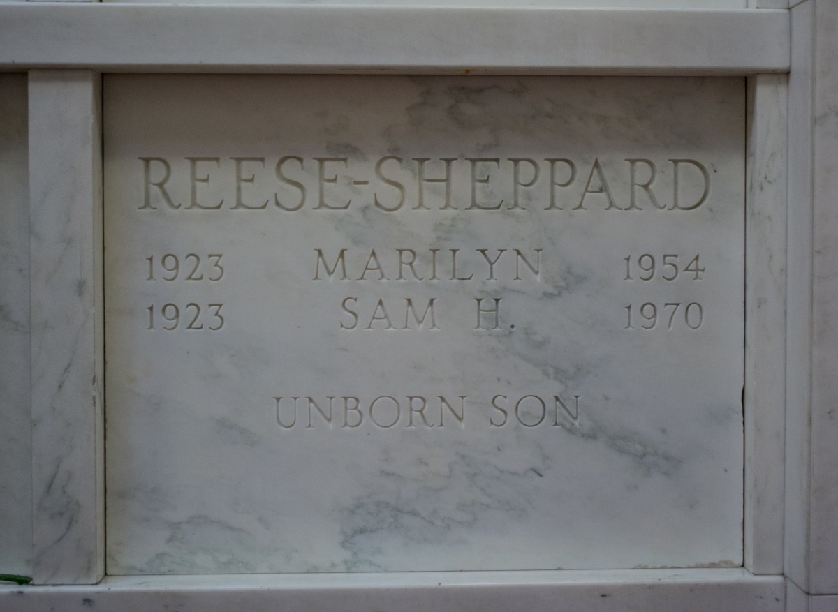 Grave of Marilyn Reese Sheppard.