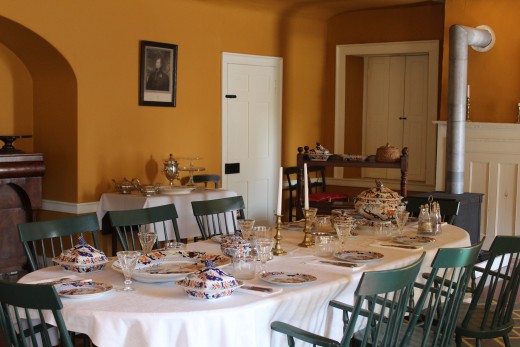 A formal dining room at Fort York