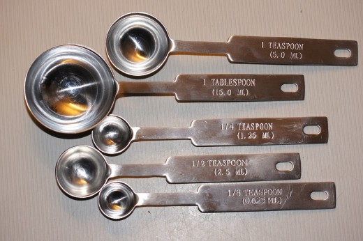 Metal measuring spoons are more durable than plastic measuring spoons.