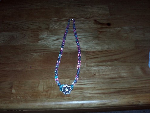 My completed necklace with the flower bead as a pendant.