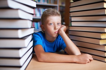Kids with Selective Mutism often have difficulty with grades and will get behind on work. Anxiety harms their ability to learn in many different ways, and not being able to ask for help also makes it difficult for them.