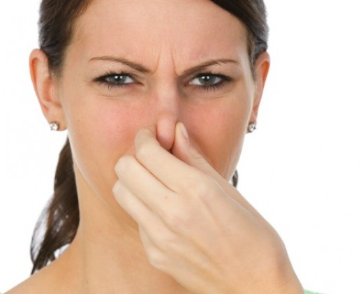 reasons-why-some-people-experience-bad-smell-in-the-nose-and-some