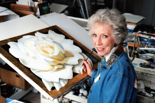 Margaret Keane at age 90, in her studio & still painting